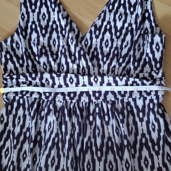 Ann Taylor Maxi dress - Picture 6 of 7